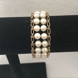 Sarah Coventry Pearl Flattery Bracelet